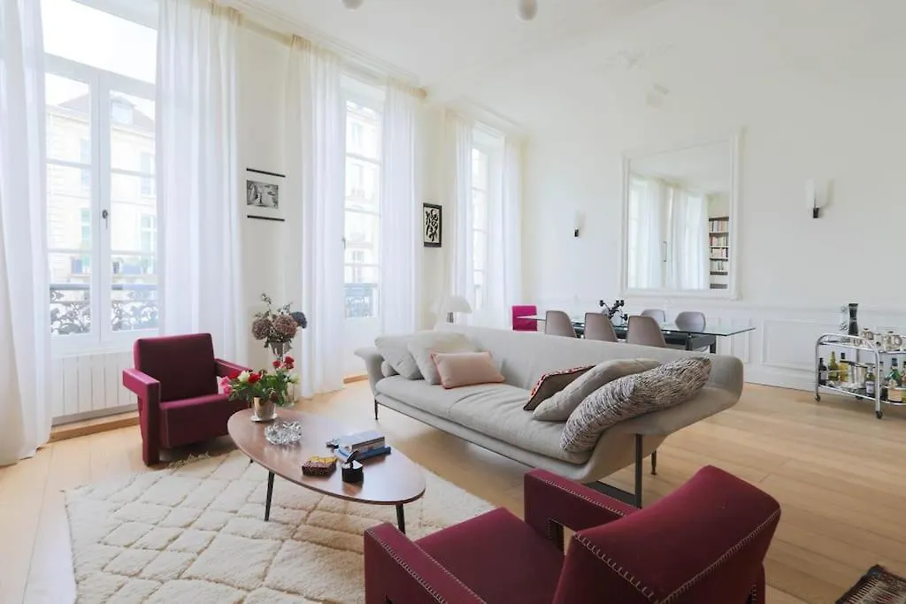 Chic Flat Place Des Vosges Párizs